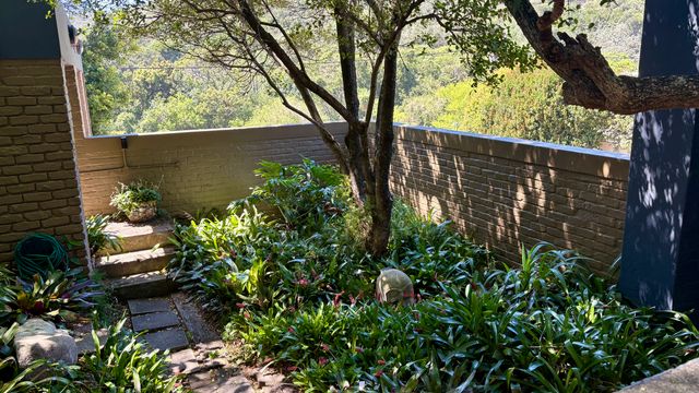 To Let 4 Bedroom Property for Rent in Bonza Bay Eastern Cape